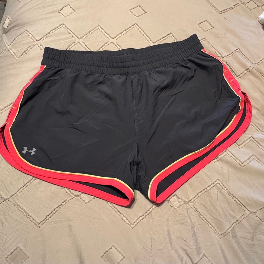 Under Armour Black and Red Athletic Shorts with Moisture-Wicking Fabric